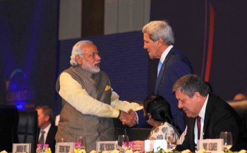 Vibrant Gujarat Summit Rocks