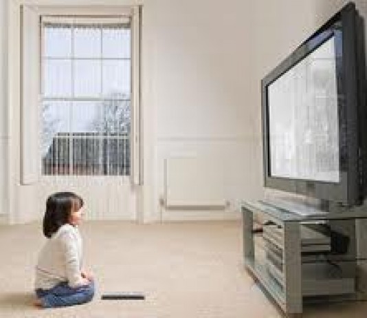 Research says watching TV 2 hours a day increases BP risk in children