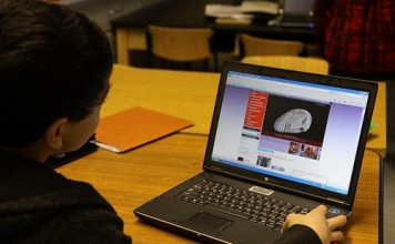 How to determine authenticity of online content